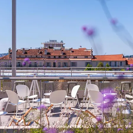 Aparthotel Privilodges 3*